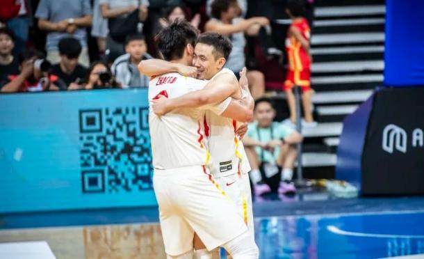 B体育官方网站-三分、逆转与血性！这才是我们想看到的中国男篮